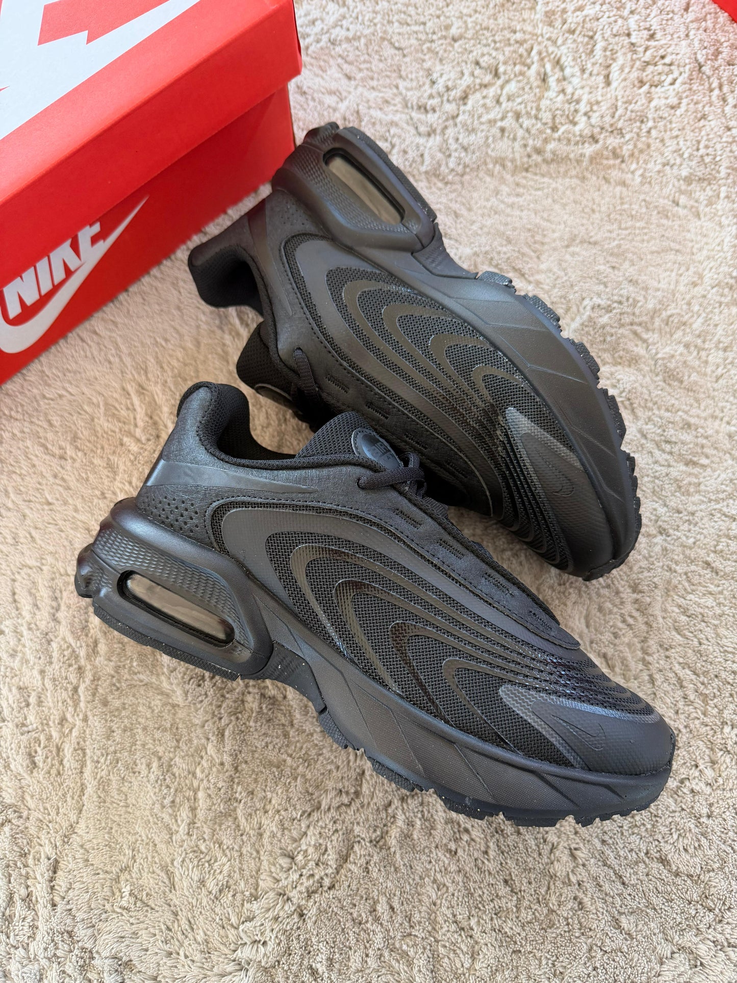NIKE AIRMAX FIRE - M2
