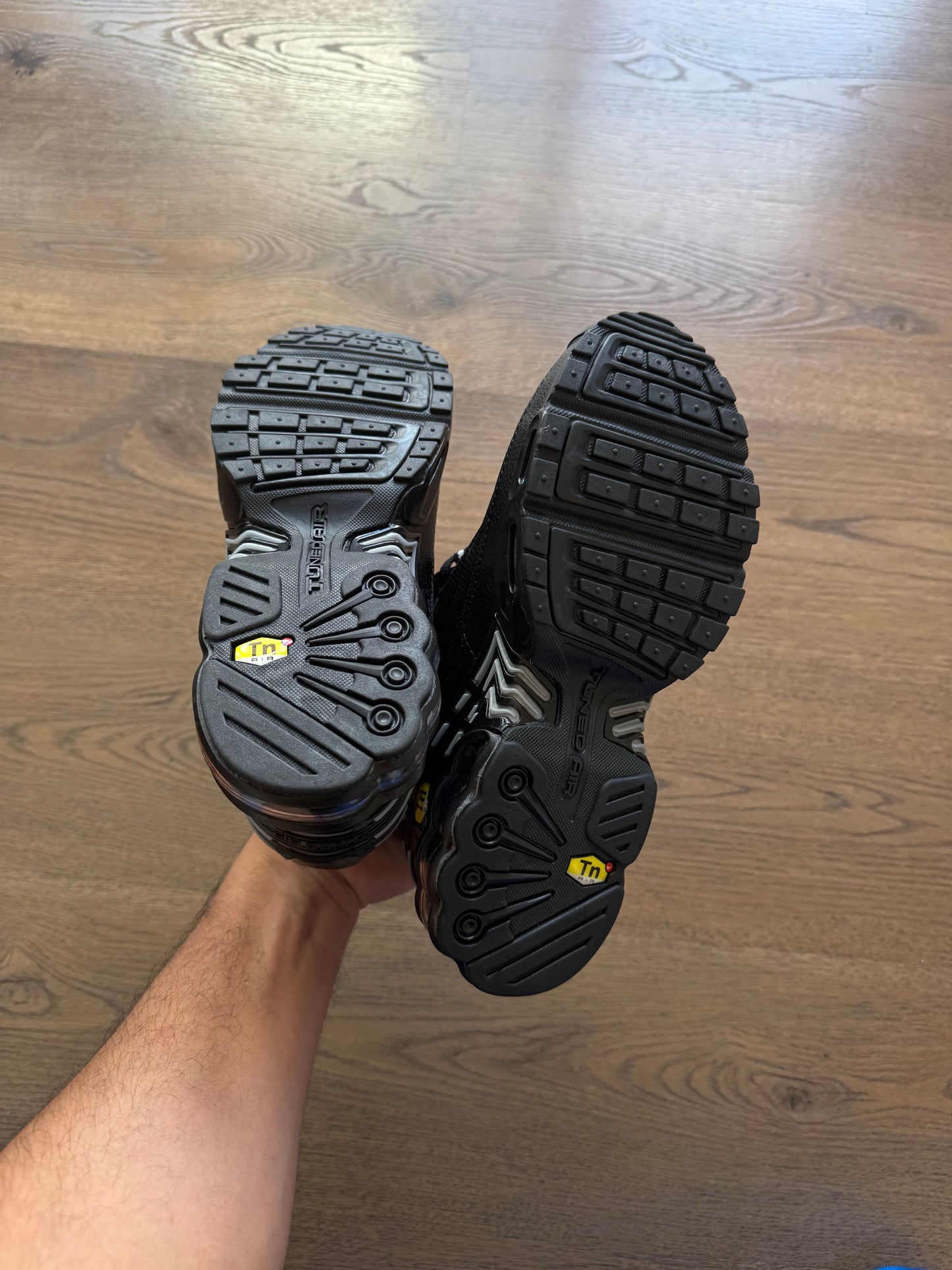 NIKE AIRMAX TUNED 3 - M4