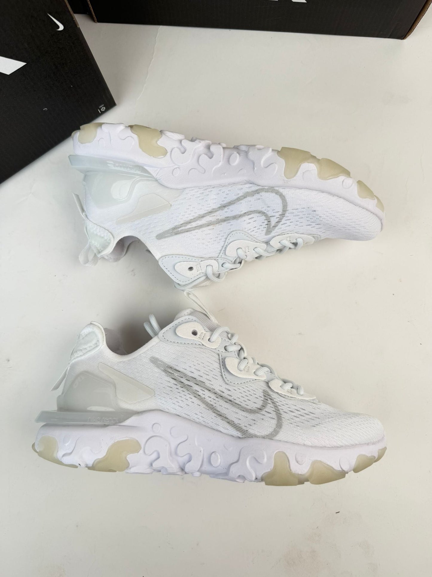 NIKE REACT VISION - M8