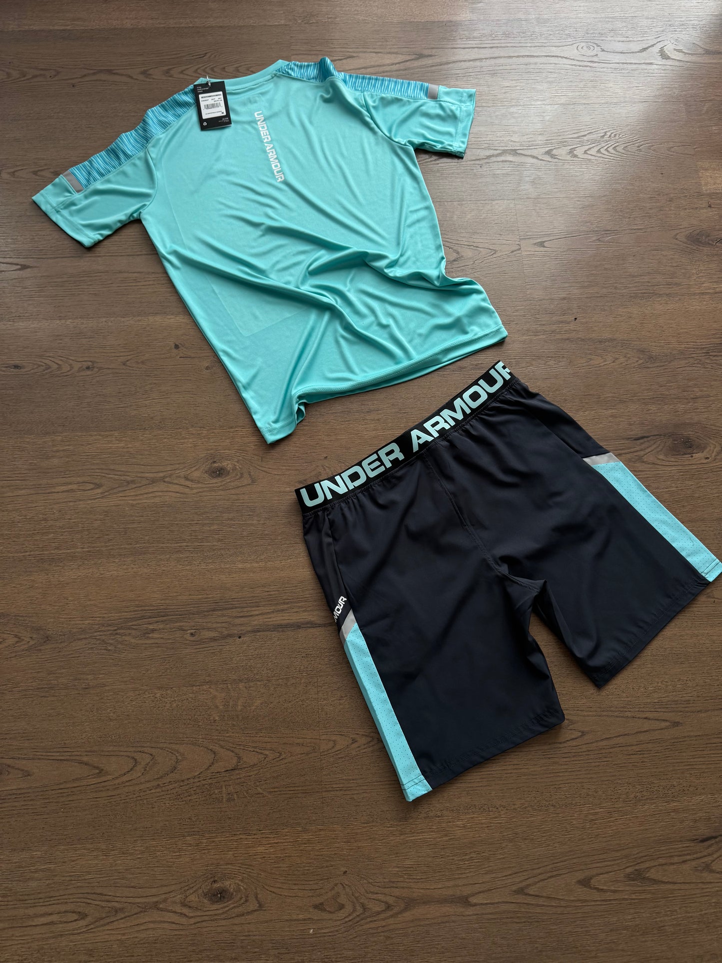 CONJUNTO CORTO - UNDER ARMOUR - M2026