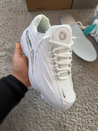 NIKE NOCTA HOT STEP II  - MODELO 1