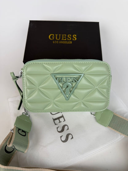 GUESS - M7