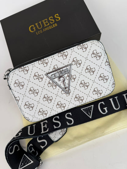 GUESS - M5