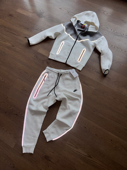NIKE TECH FLEECE - M1