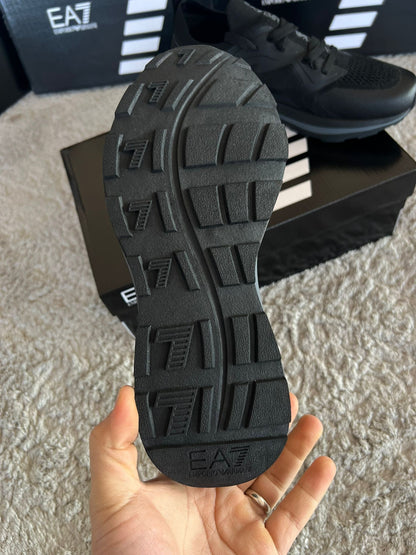 EMPORIO ARMANI X8X113 - MODELO 2