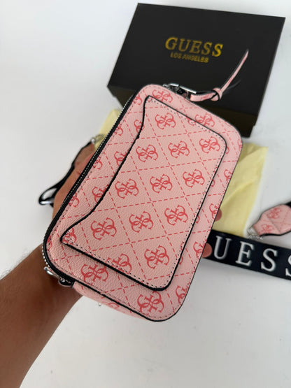 GUESS - M4