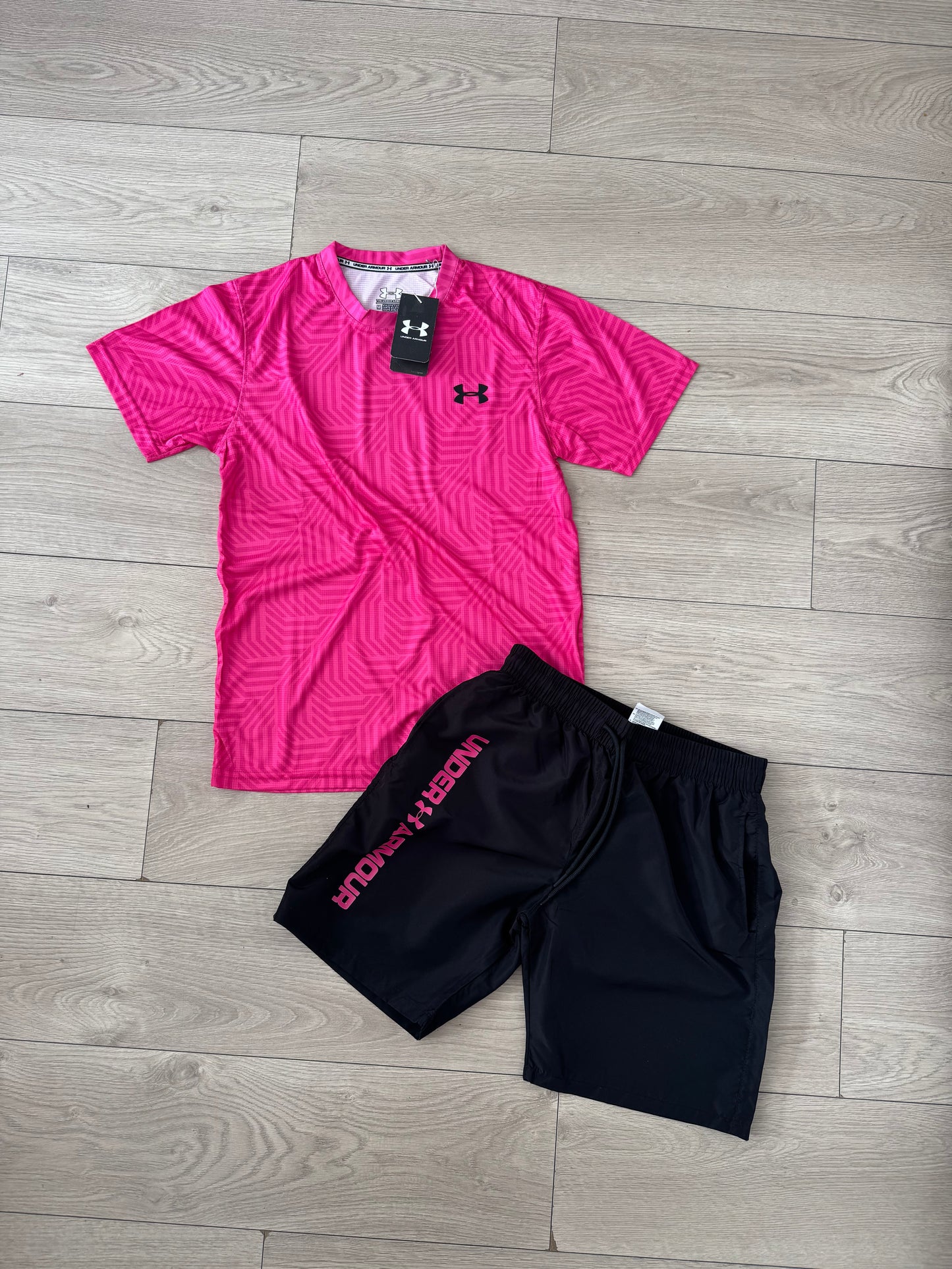 CONJUNTO CORTO - UNDER ARMOUR - M2025