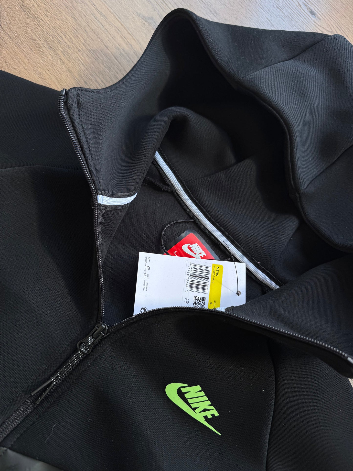NIKE TECH FLEECE - M4
