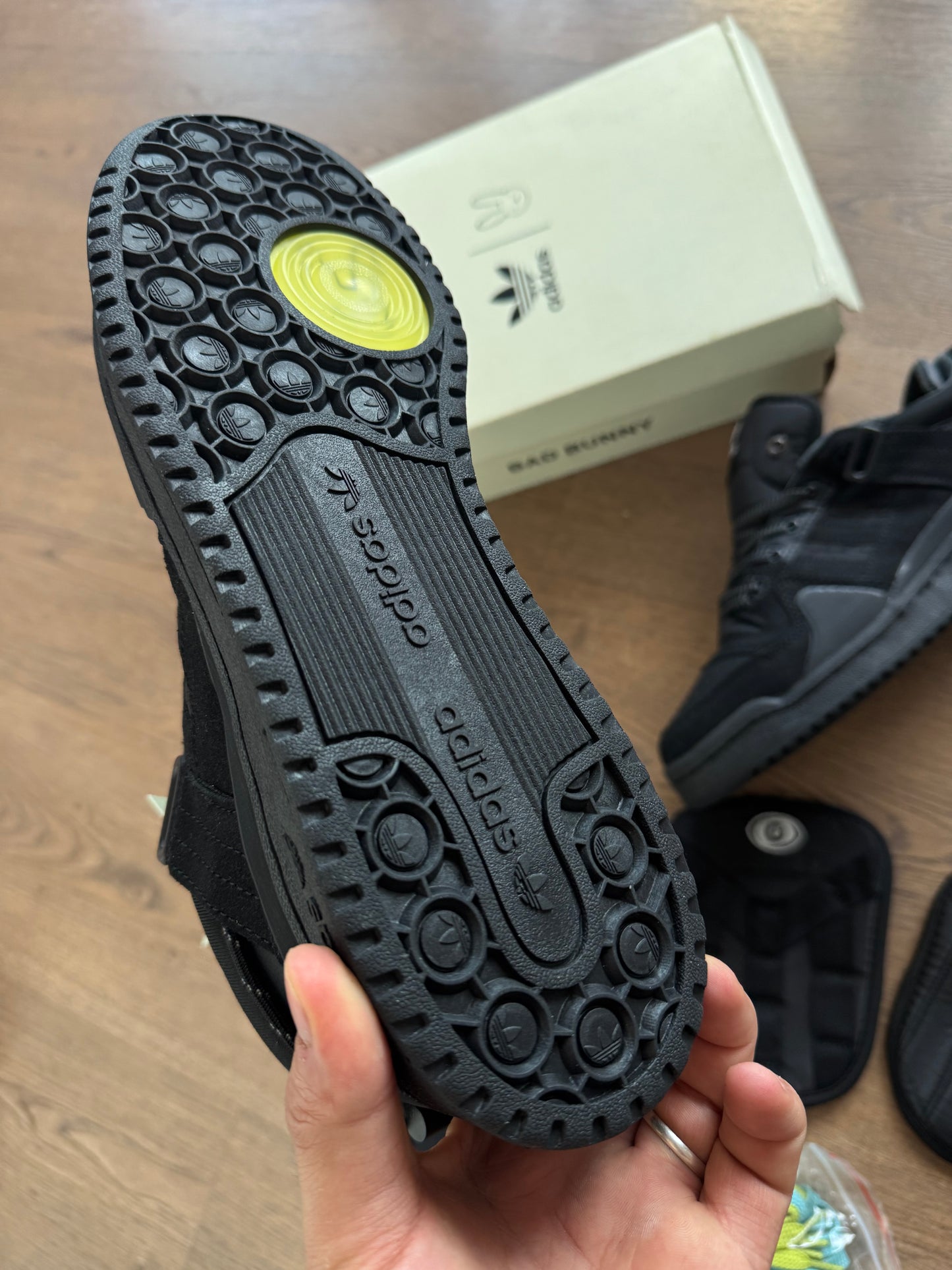 ADIDAS BAD BUNNY FORUM - M2