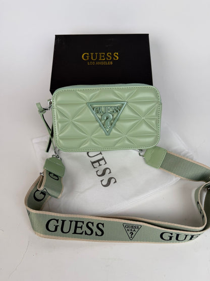 GUESS - M7