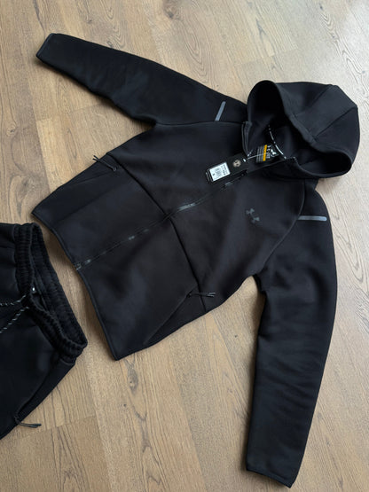 UNDER ARMOUR FLEECE - M1