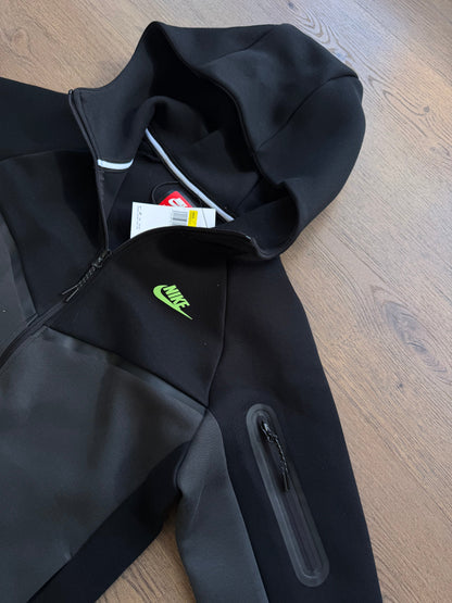 NIKE TECH FLEECE - M4