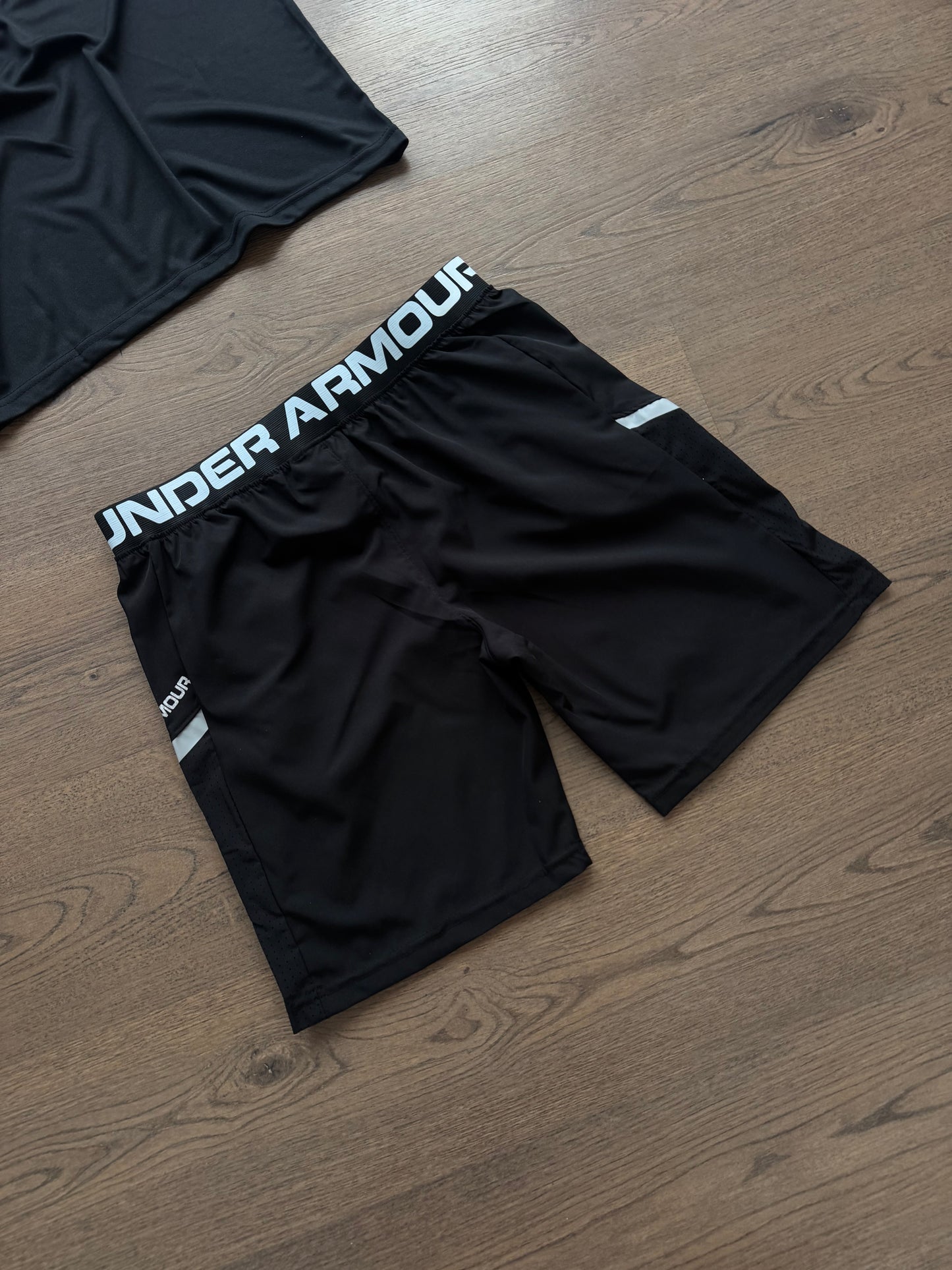 CONJUNTO CORTO - UNDER ARMOUR - M2026