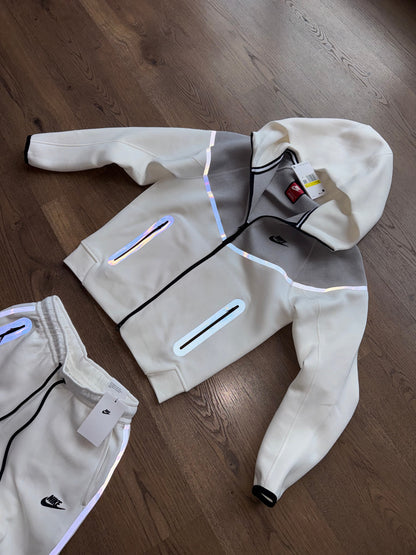 NIKE TECH FLEECE - M1