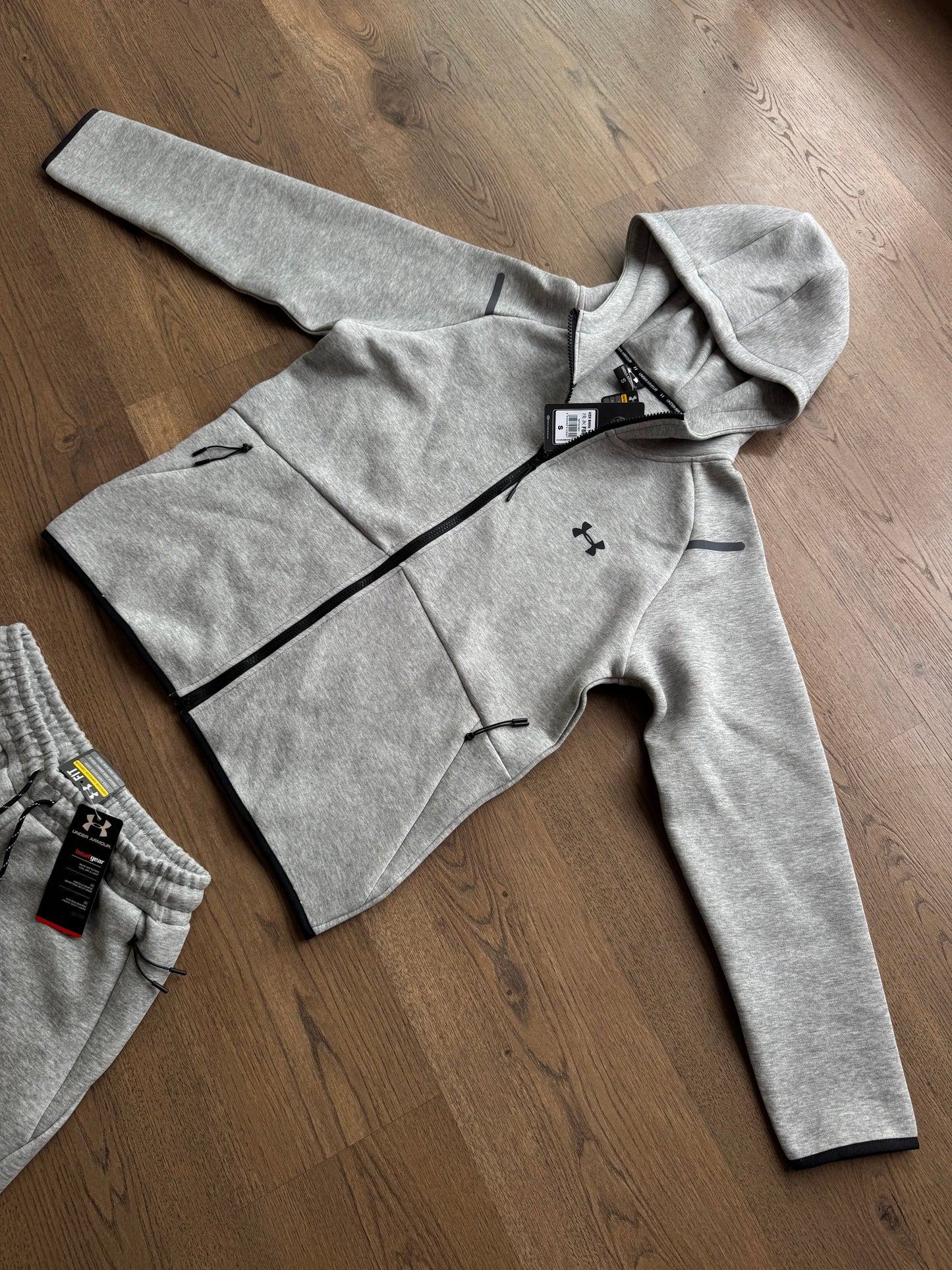 UNDER ARMOUR FLEECE - M3