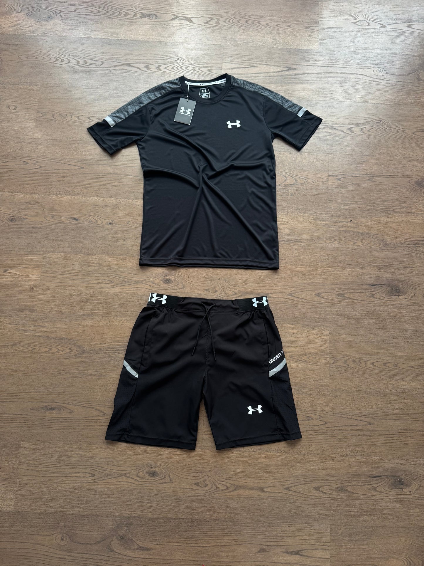 CONJUNTO CORTO - UNDER ARMOUR - M2026