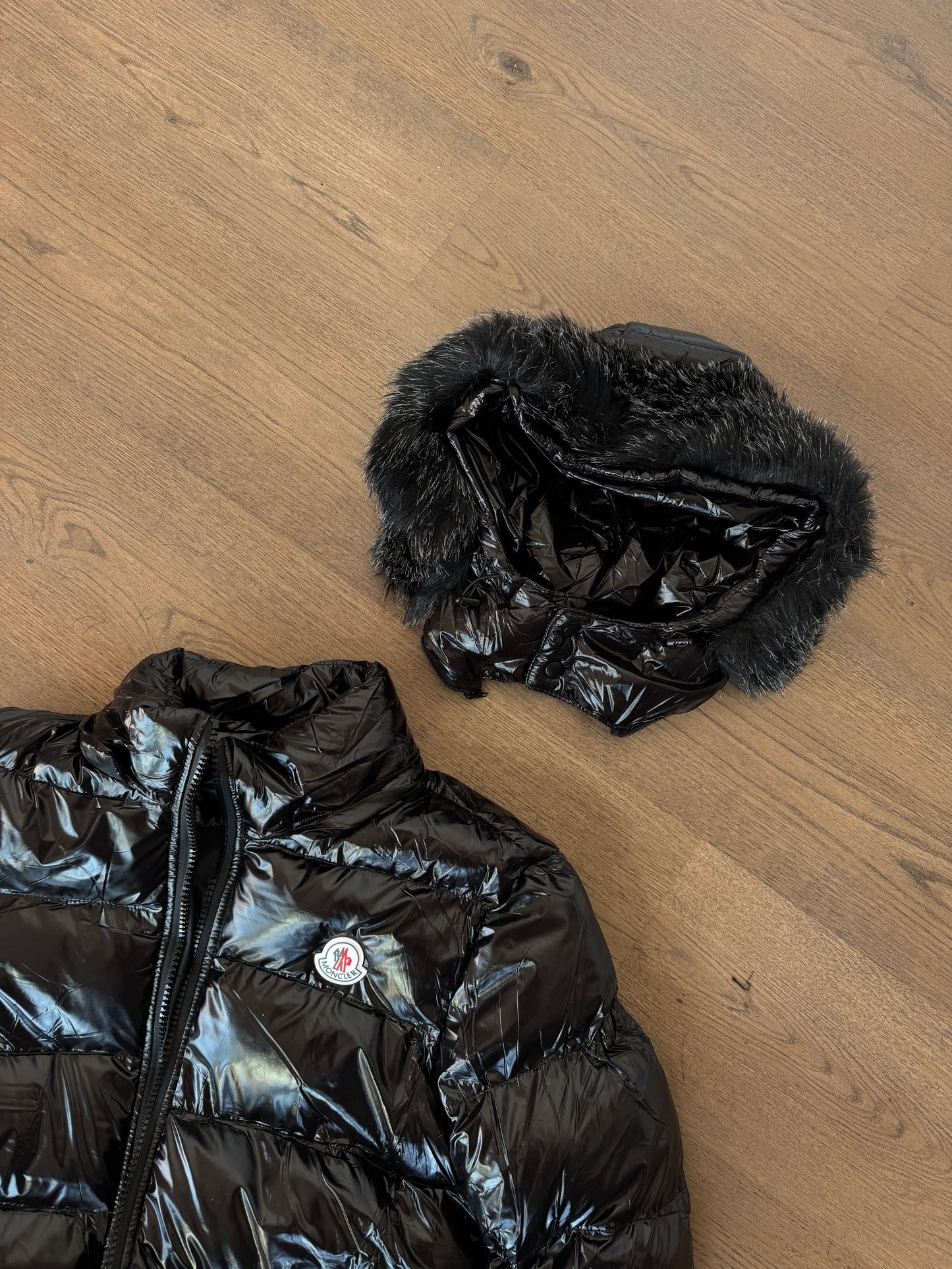 MONCLER - NEGRO