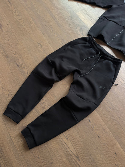 UNDER ARMOUR FLEECE - M1
