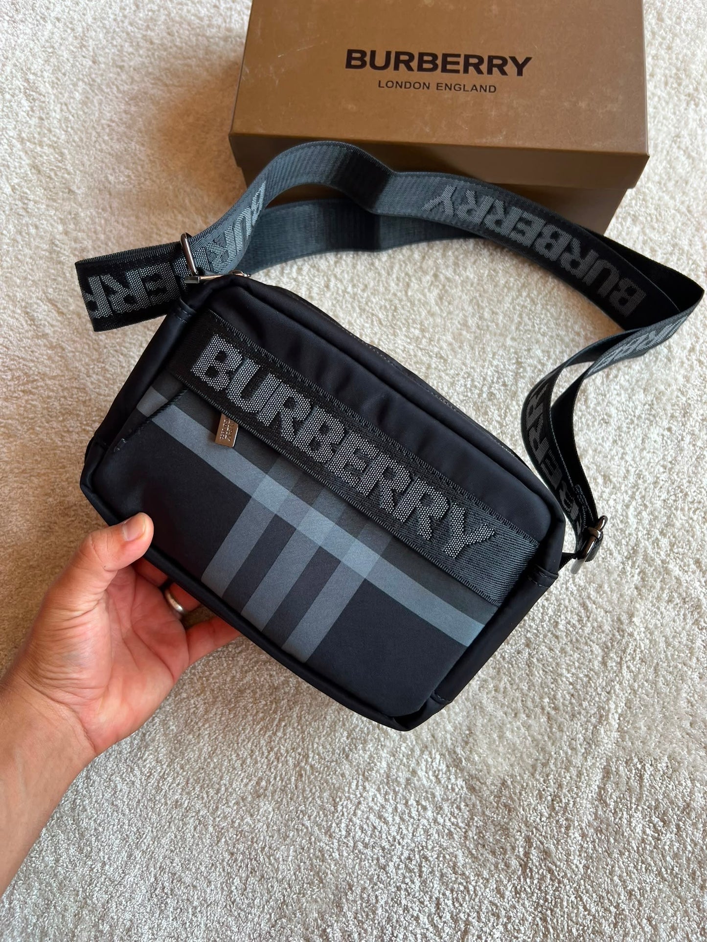 BOLSO HOMBRE - BURBERRY - M5