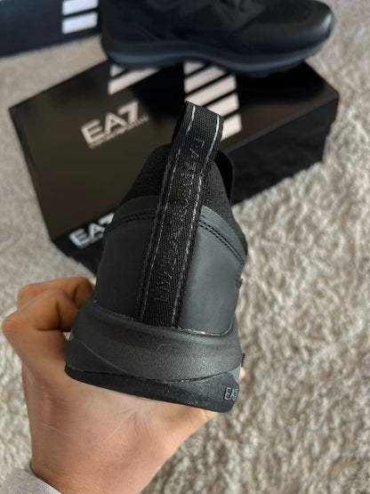 EMPORIO ARMANI X8X113 - MODELO 2
