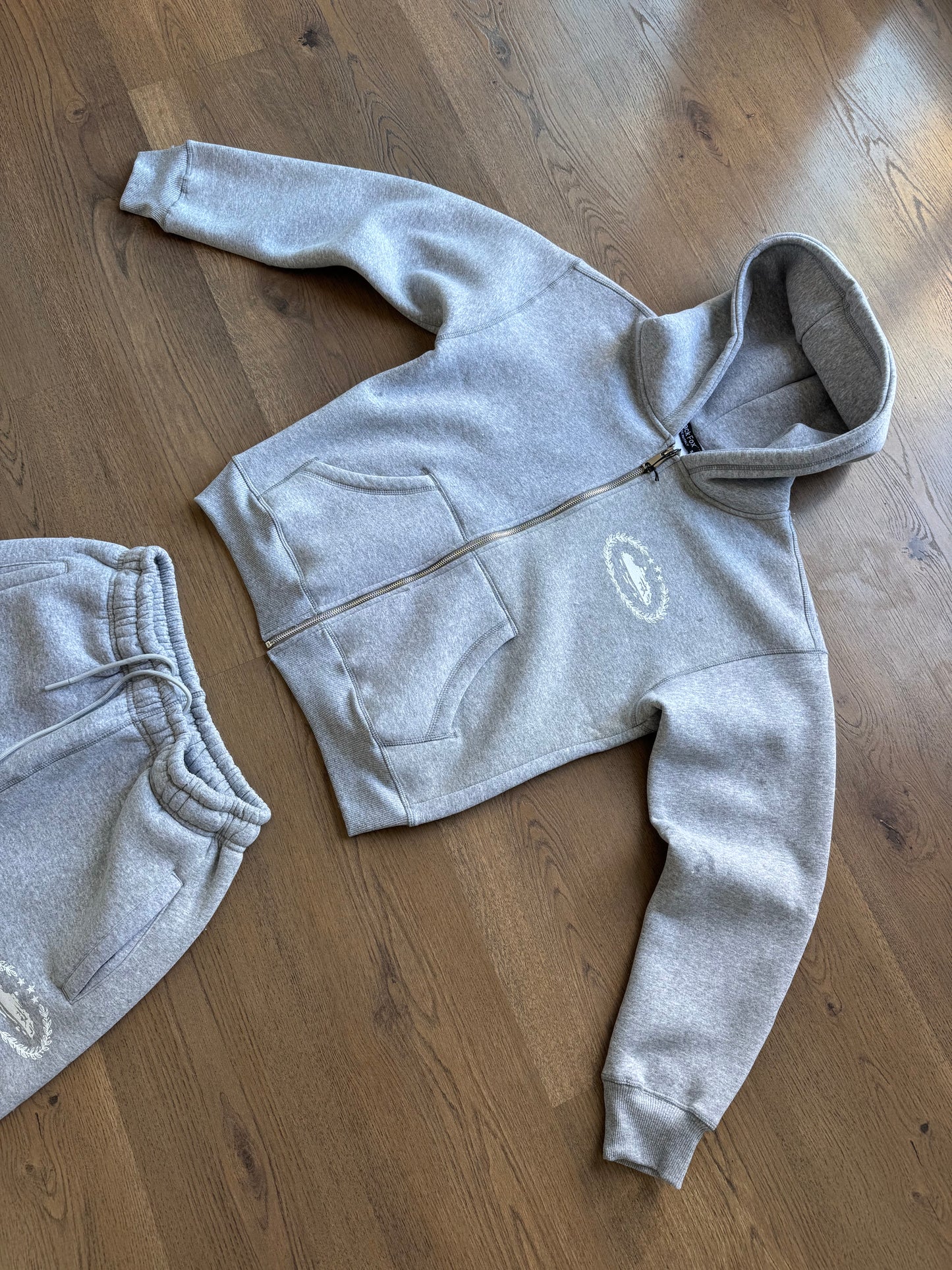CORTEIZ OVERSIZE - GRIS