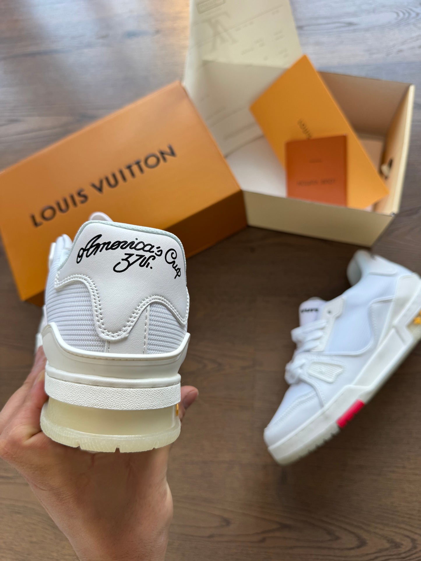 LV TRAINER - M4
