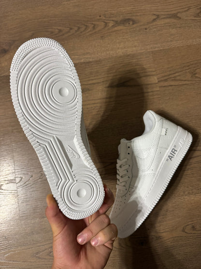 NIKE AIRFORCE 1 x LV - M3