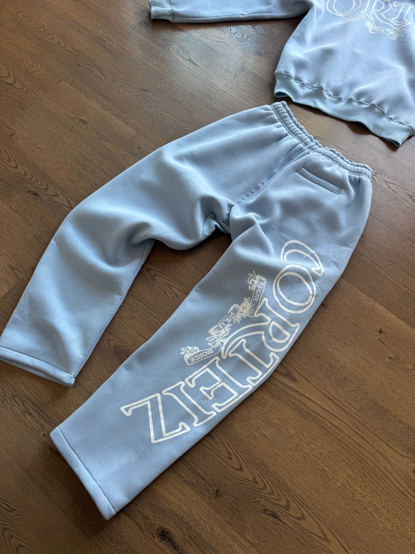 CORTEIZ OVERSIZE - AZUL CELESTE