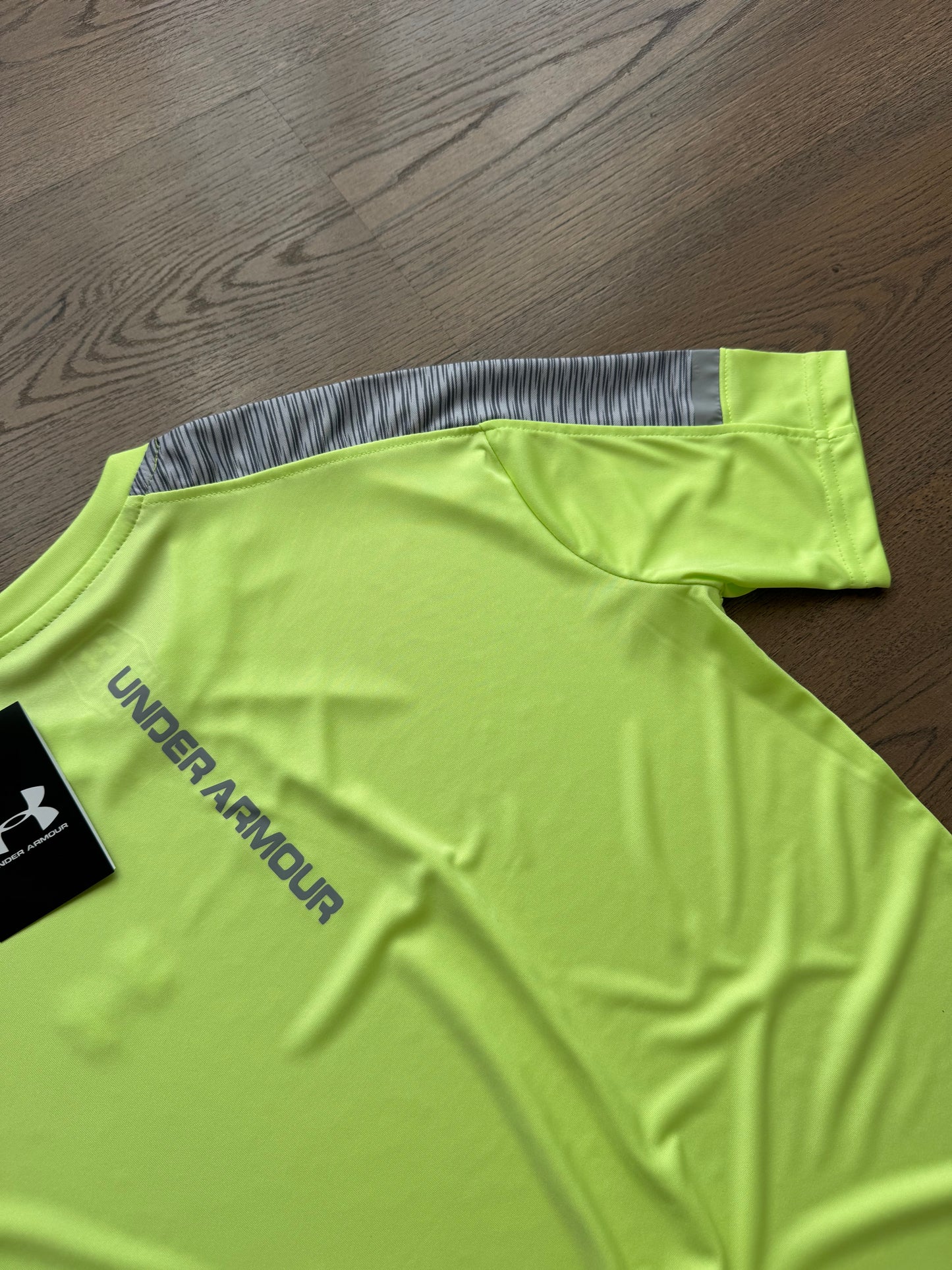 CONJUNTO CORTO - UNDER ARMOUR - M2026