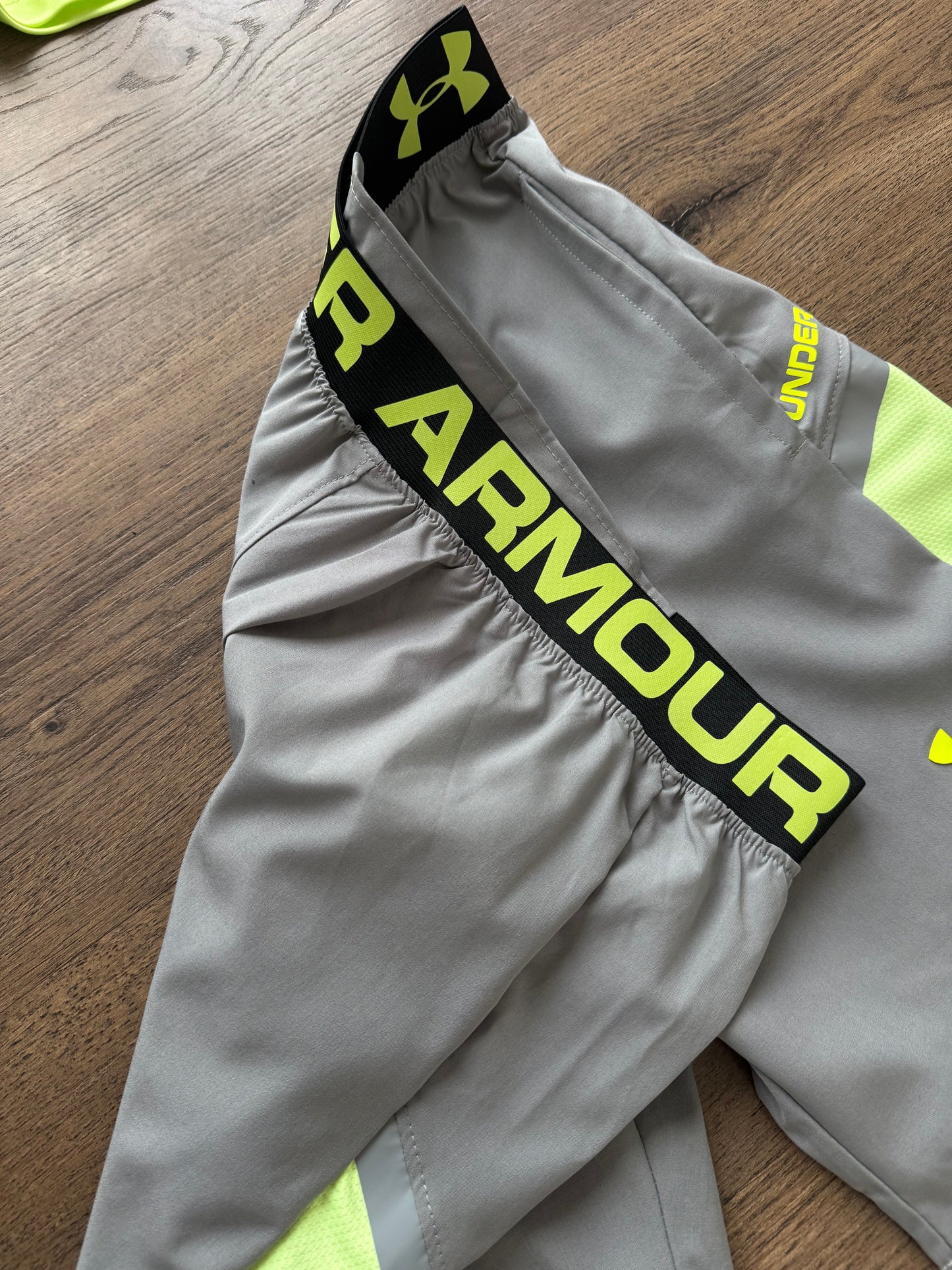 CONJUNTO CORTO - UNDER ARMOUR - M2026