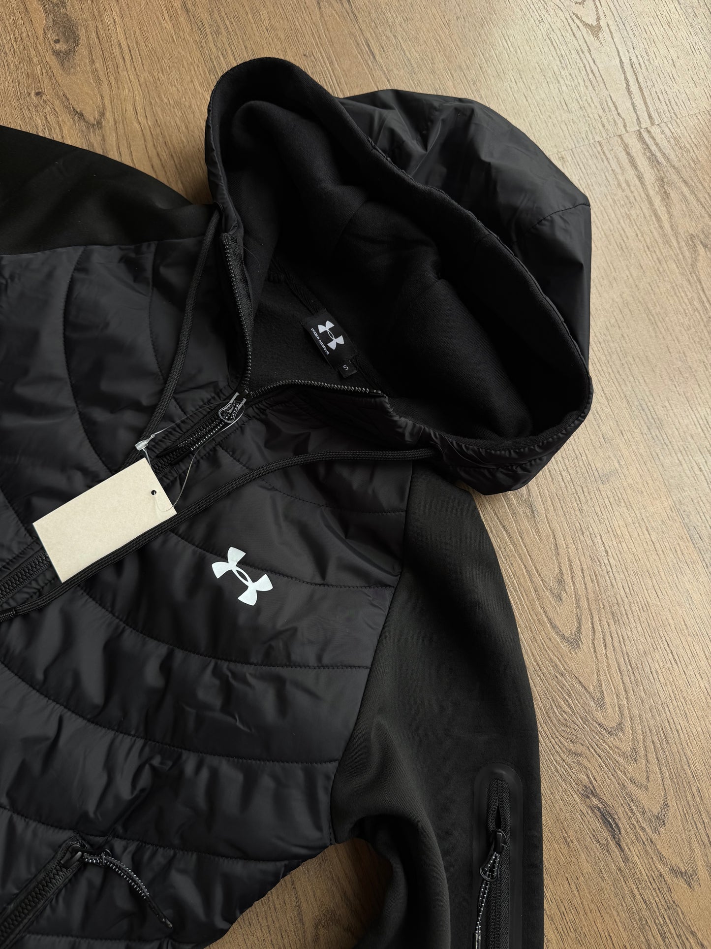 UNDER ARMOUR - M7