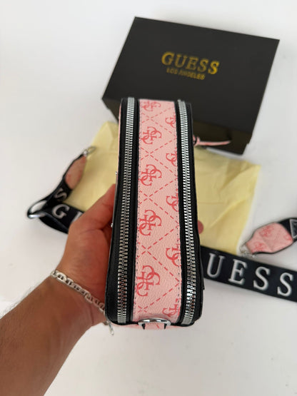 GUESS - M4