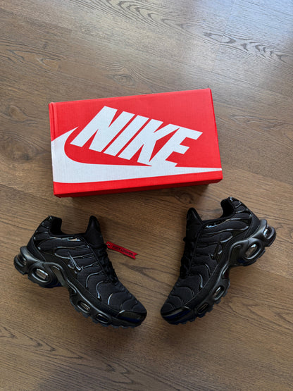 NIKE AIR TN - M2