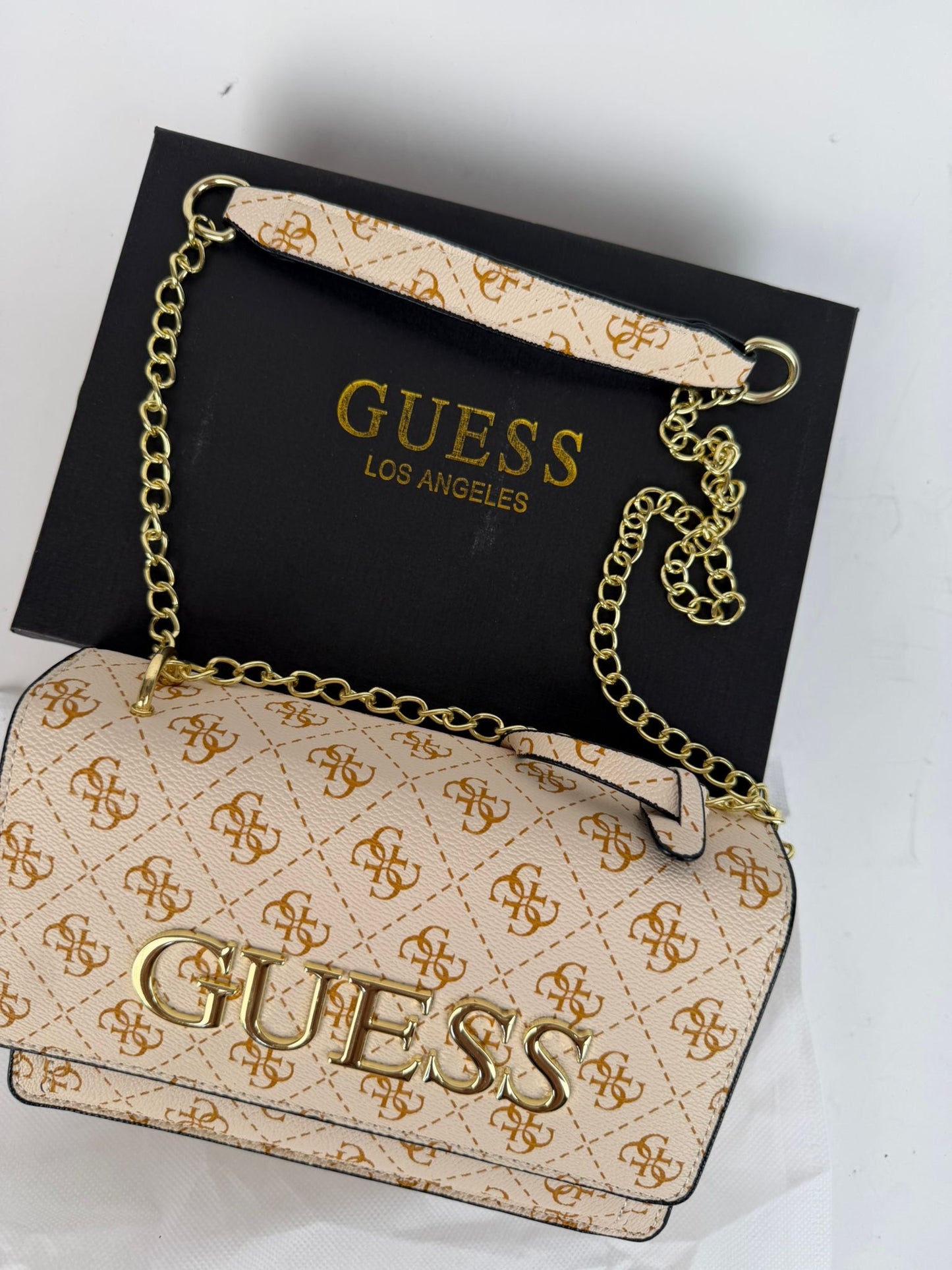 GUESS - M1