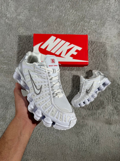 NIKE SHOX - MODELO 2