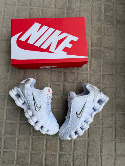 NIKE SHOX - MODELO 2