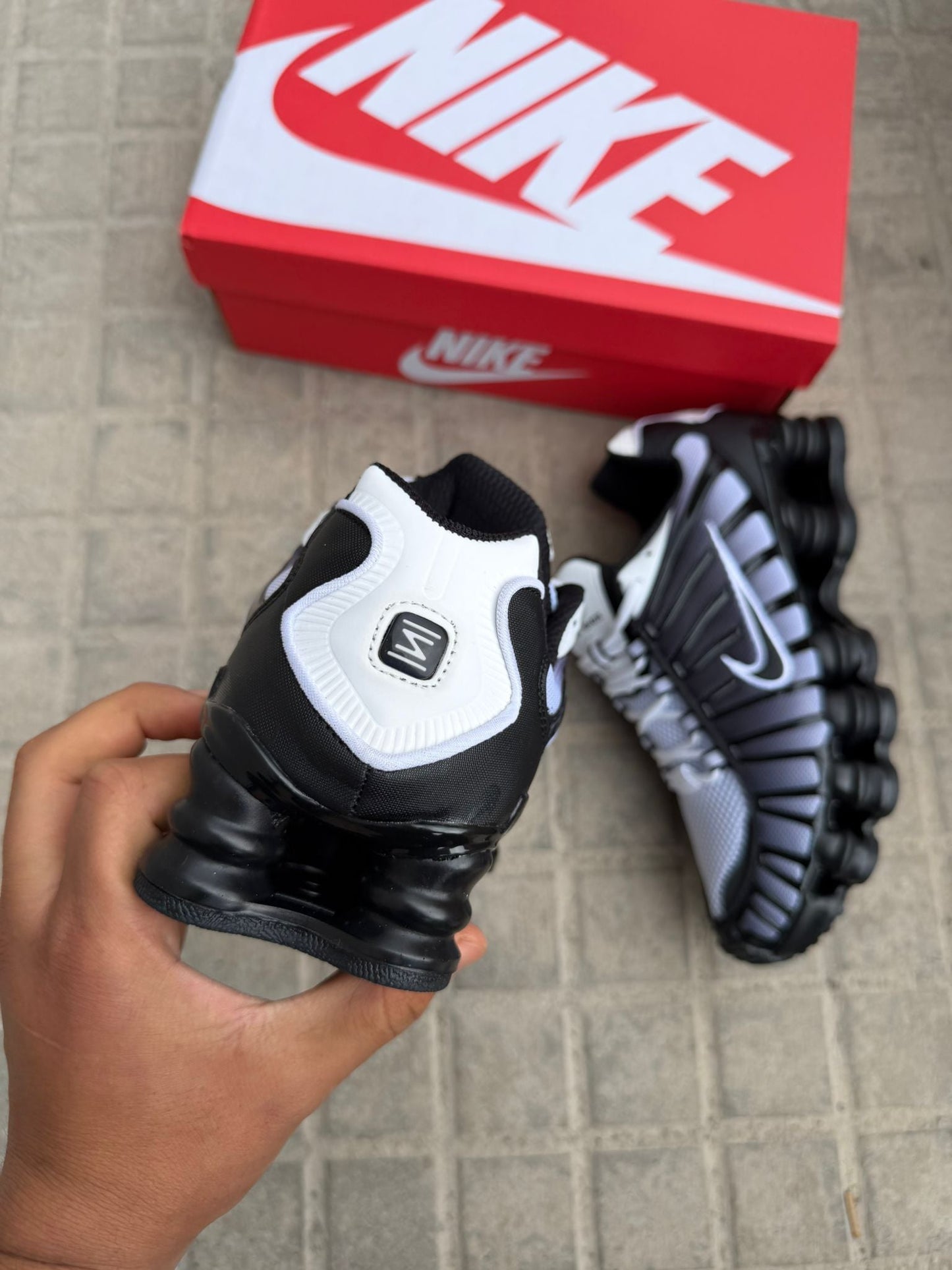 NIKE SHOX 2026 - MODELO 6