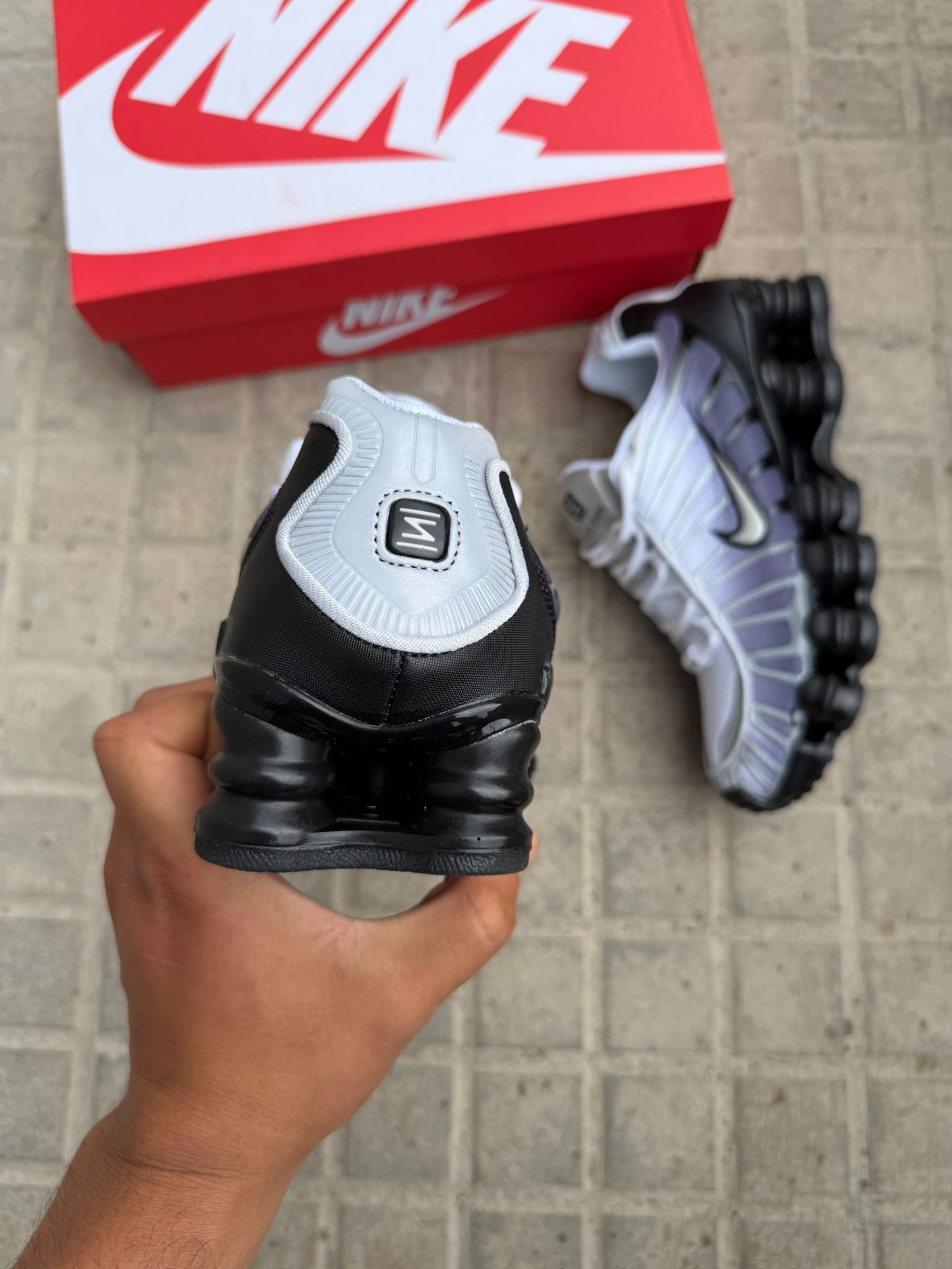 NIKE SHOX 2026 - MODELO 5
