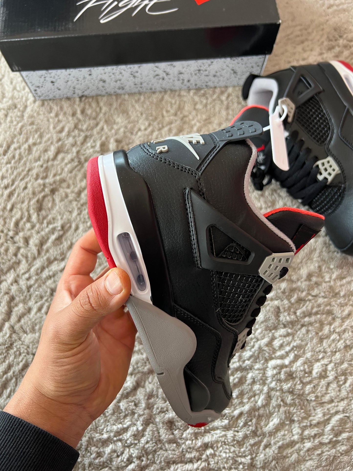 NIKE JORDAN RETRO 4 - M2