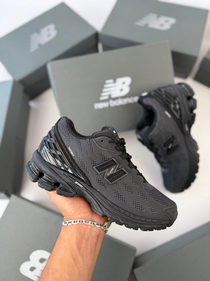 NEW BALANCE FANTOMFIT