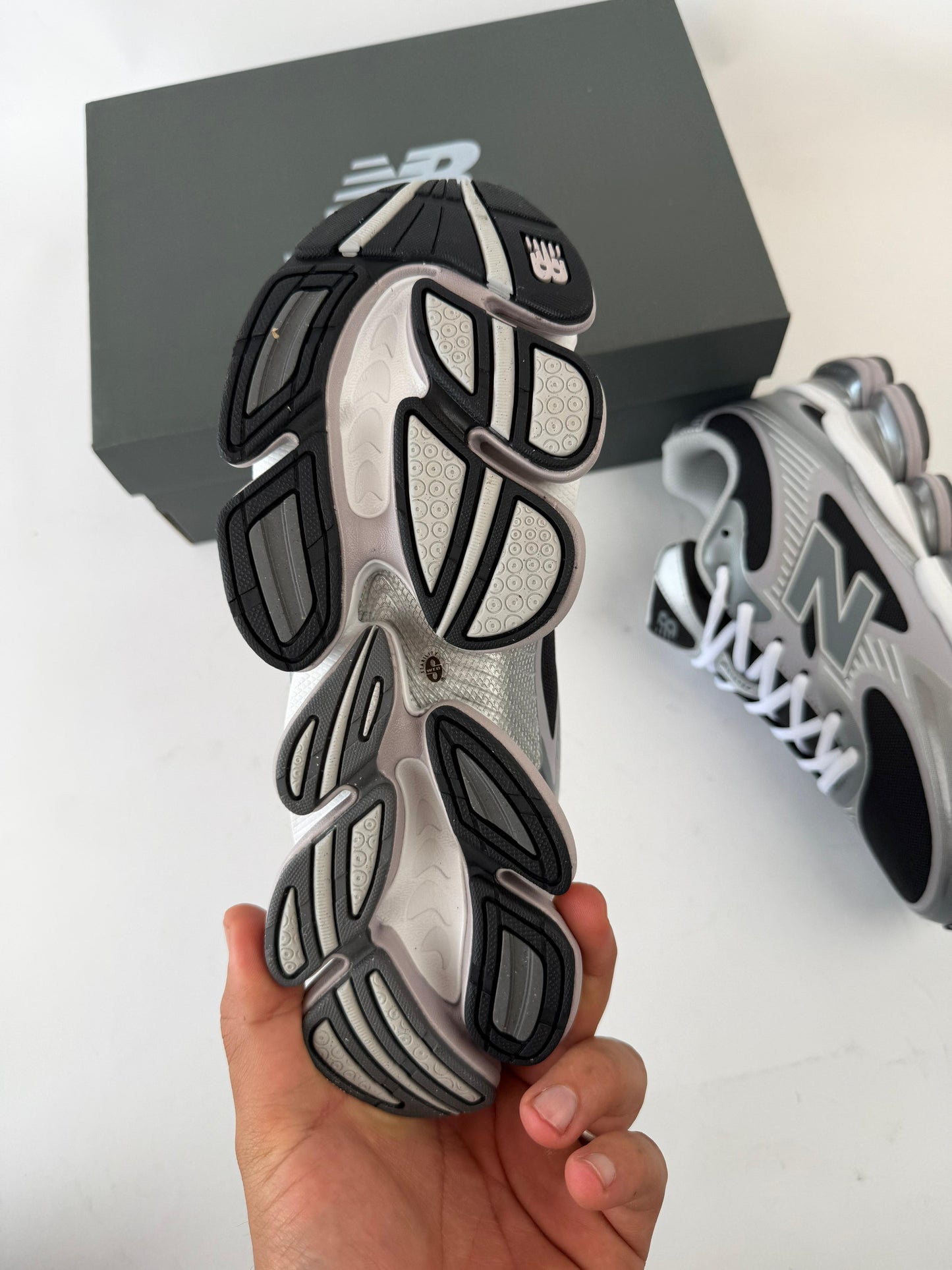 NEW BALANCE ABZORB 2000 - M4