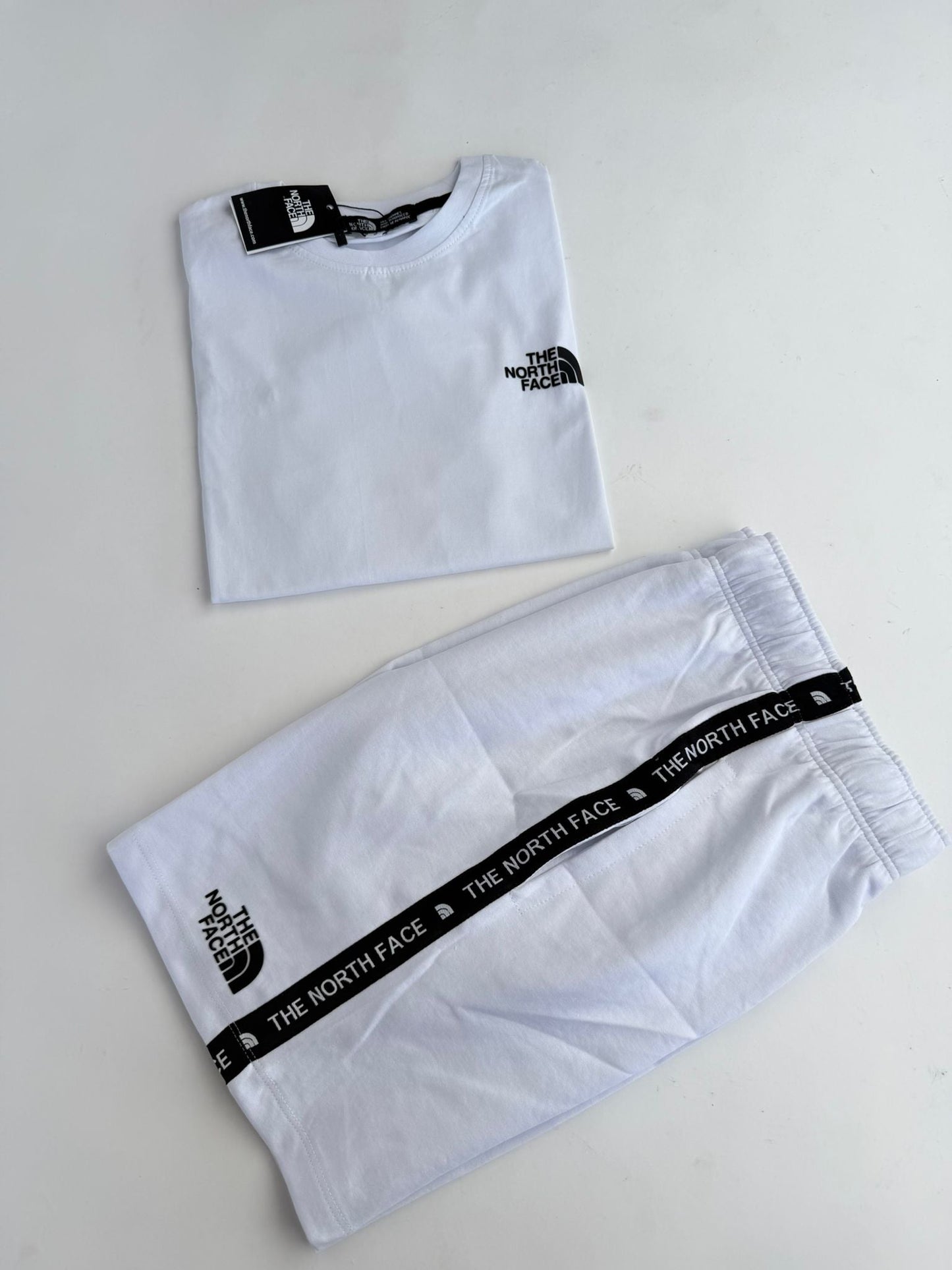 CONJUNTO CORTO -THE NORTH FACE- M4