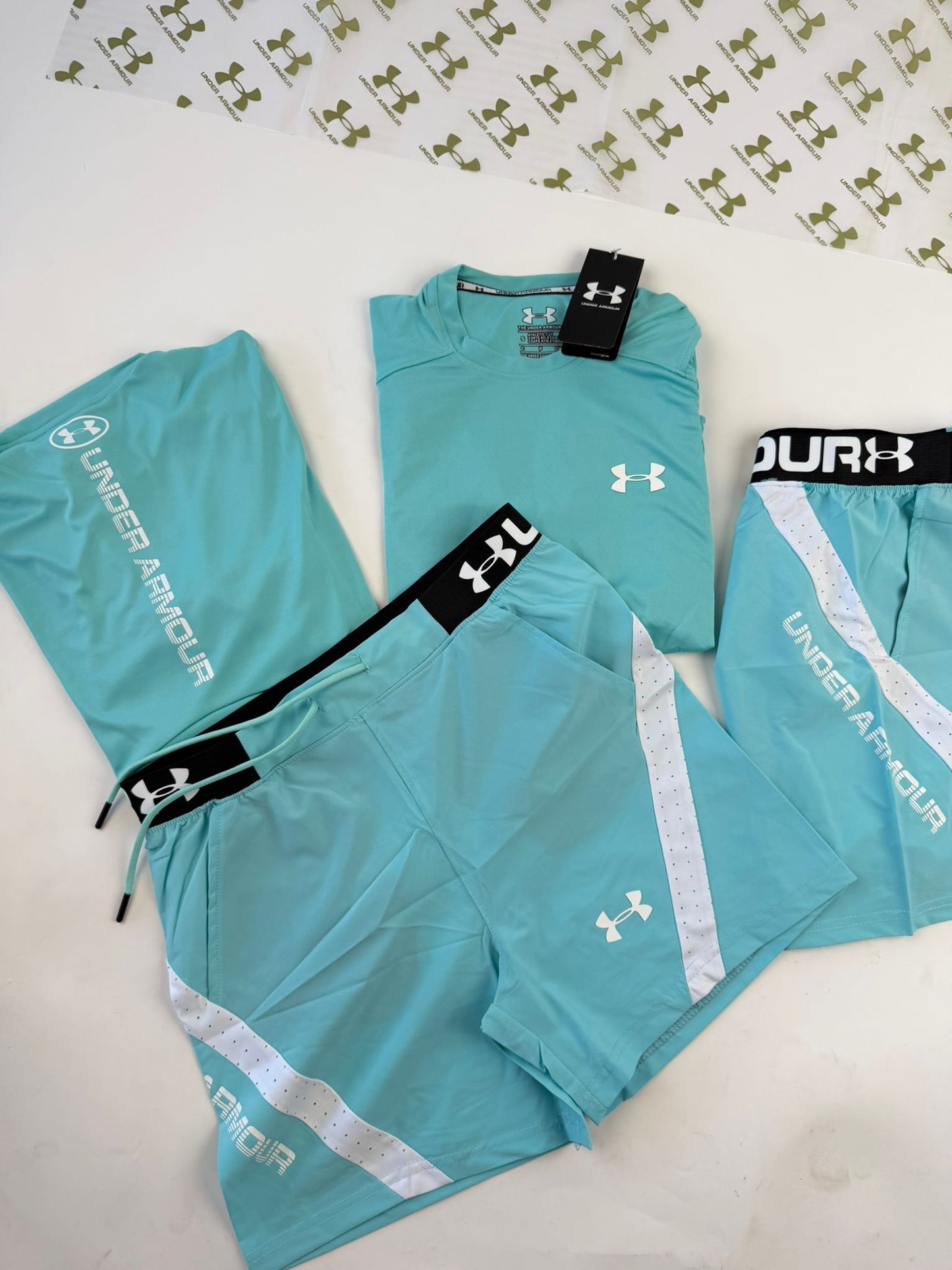 CONJUNTO CORTO - UNDER ARMOUR - M8