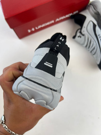 UNDER ARMOUR -HOVER REACTOR- M3