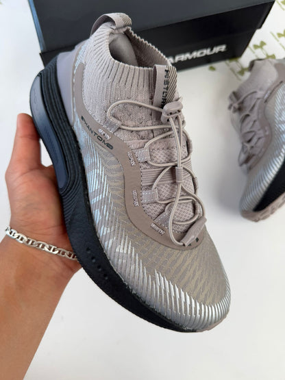 UNDER ARMOUR -STORM- M1
