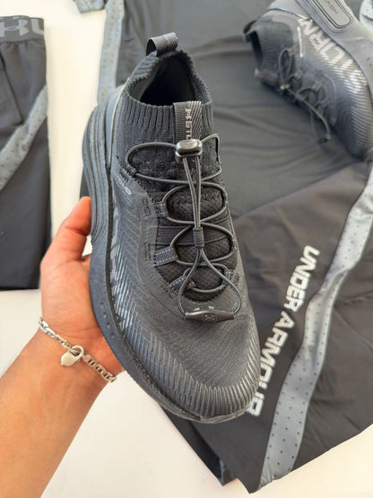 UNDER ARMOUR -STORM- M4