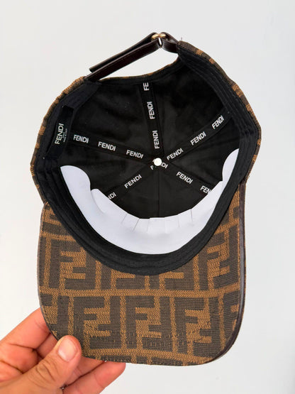 GORRA FINDI - M1