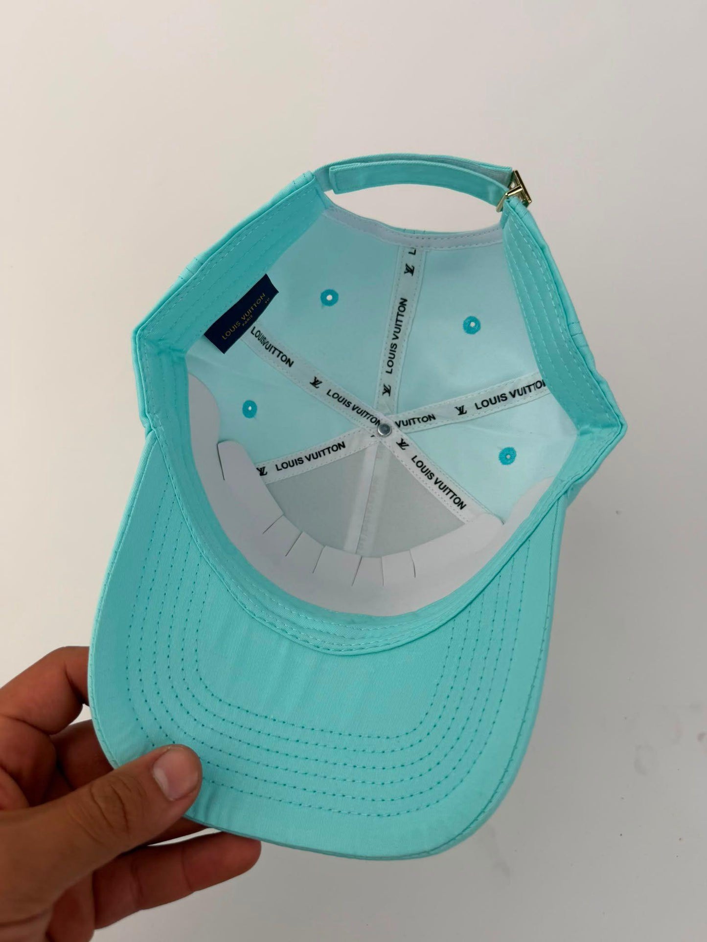 GORRA LOUIS VUITTON - M1