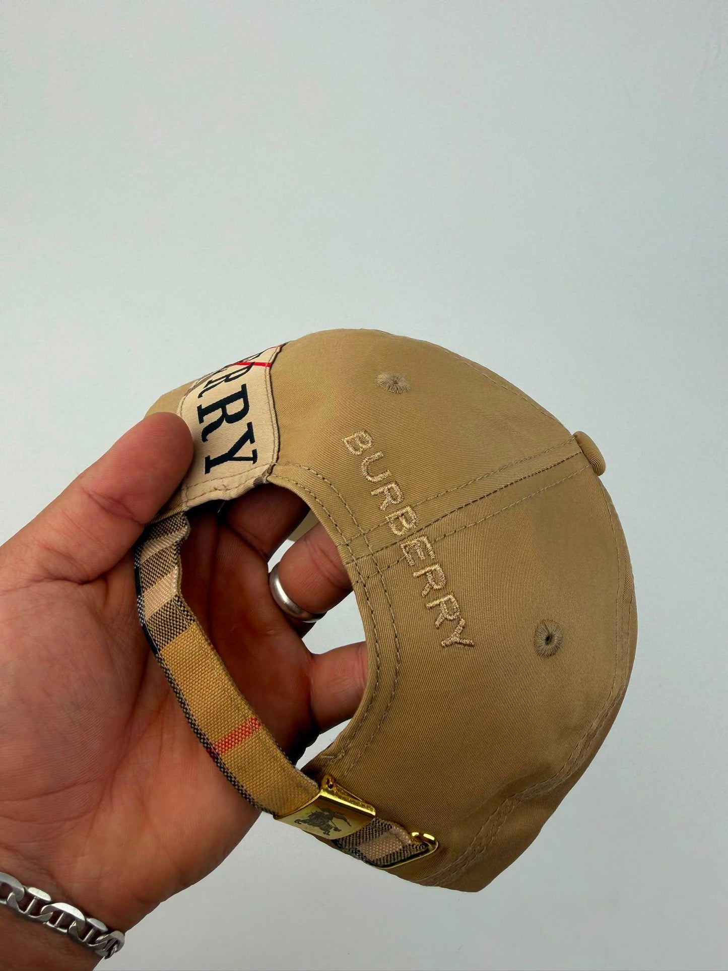 GORRA BURBERRY - M3