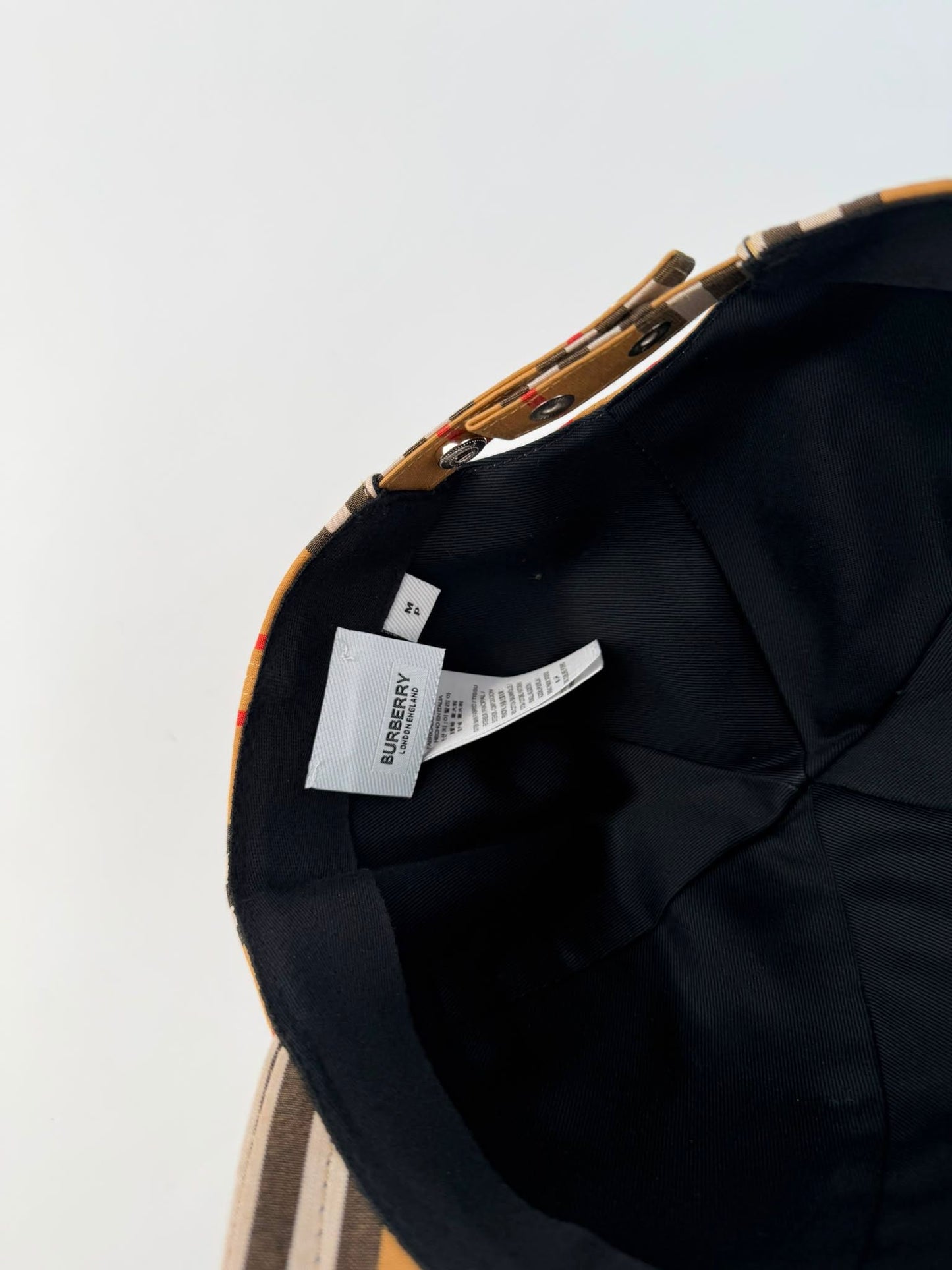 GORRA BURBERRY - M1